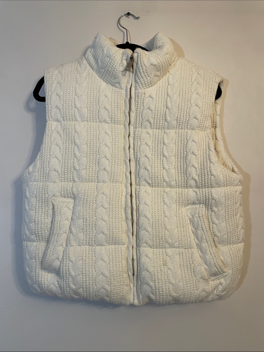 ZARA Women’s Cable Knit Puffer Vest Cream Ivory Size S